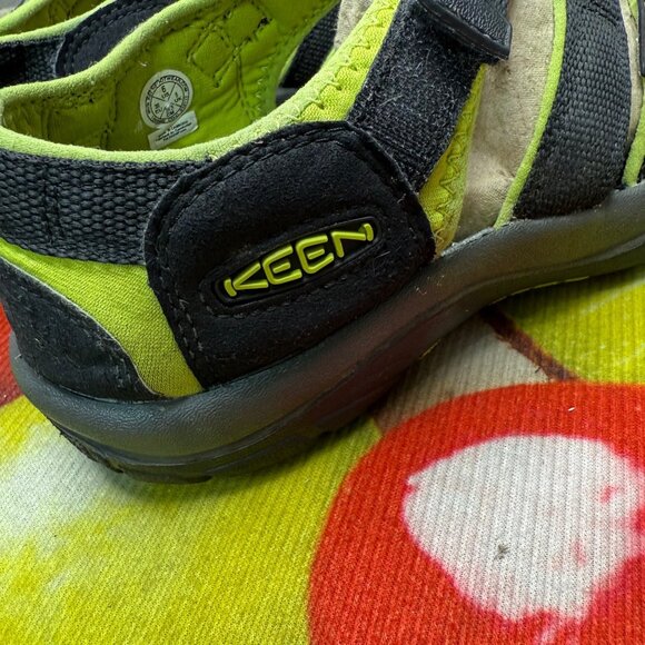 Keen Shoes Size 6 Youth Sandals Newport H2 Black Green Summer Water Beach - Picture 4 of 8
